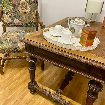 Arisuite Corfu (city)